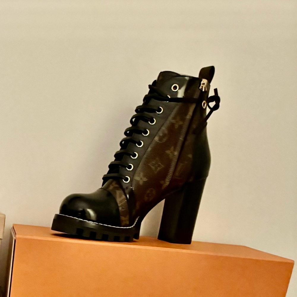 Authentic LOUIS VUITTON Star Trail Ankle Boot